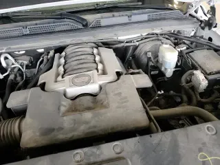 2019 Cadillac Escalade ESV Premium Luxury with VIN 1GYS4JKJ2KR342535, listed as a Copart auction lot 53971135 with 77,461 mi miles and Salvage title. Bid and sale history available at DreamBid. Image 16.