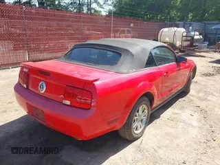 2009 Ford Mustang with VIN 1ZVHT84N795112662, listed as a IAAI auction lot 42322437 with Not provided miles and . Bid and sale history available at DreamBid. Image 4.