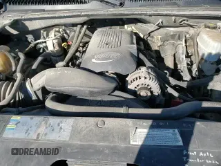 2003 Chevrolet Silverado 2500HD Work Truck z VIN 1GCHK24U73E316217, wystawiony jako Copart lot #82283244 z przebiegiem 216 131 mil mil oraz Szkoda całkowita • Salvage title. Historia ofert i sprzedaży dostępna na DreamBid. Obrazek 12.
