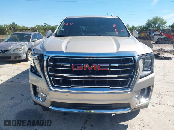 2021 GMC Yukon SLT with VIN 1GKS1BKD3MR168352, listed as a IAAI auction lot 41832252 with 95,750 mi miles. Bid and sale history available at carsss.com. Image 12.