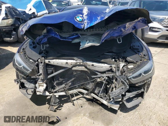 2020 BMW M8 z VIN WBSAE0C08LCD77532, wystawiony jako Copart lot #51166005 z przebiegiem 23 661 mil mil oraz Czysty tytuł • Clean title. Historia ofert i sprzedaży dostępna na DreamBid. Obrazek 5.