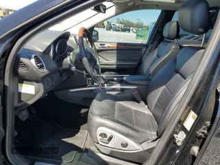 2011 Mercedes-Benz M 350 with VIN 4JGBB5GB6BA751295, listed as a Copart auction lot 44600815 with 80,125 mi miles and Salvage title. Bid and sale history available at DreamBid. Image 7.