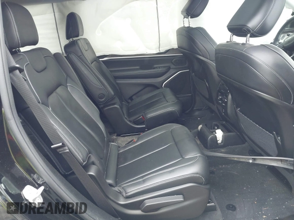 2022 Jeep Grand Cherokee Limited z VIN 1C4RJKBG1N8562136, wystawiony jako IAAI lot #42368262 z przebiegiem 28 136 mil mil oraz . Historia ofert i sprzedaży dostępna na DreamBid. Obrazek 8.