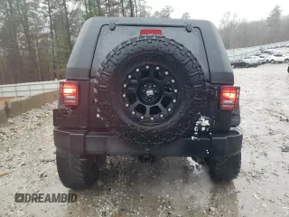 2017 Jeep Wrangler Unlimited Rubicon Recon z VIN 1C4HJWFG8HL581524, wystawiony jako Copart lot #81304384 z przebiegiem 53 287 mil mil oraz Szkoda całkowita • Salvage title. Historia ofert i sprzedaży dostępna na DreamBid. Obrazek 6.