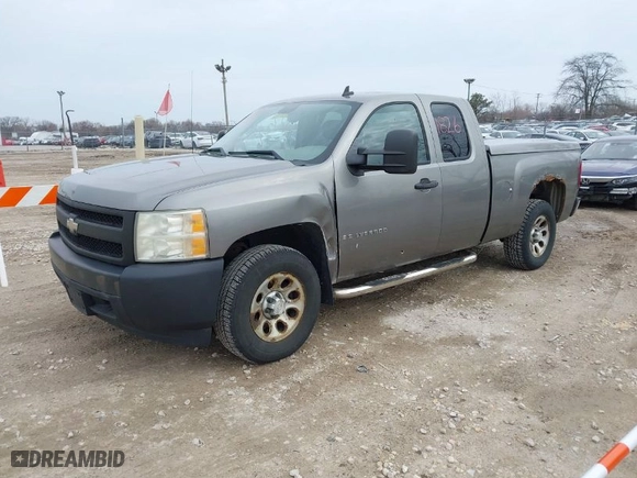 2008 Chevrolet Silverado 1500 Work Truck with VIN 1GCEC19X08Z236724, listed as a IAAI auction lot 41831826 with 133,888 mi miles. Bid and sale history available at carsss.com. Image 2.