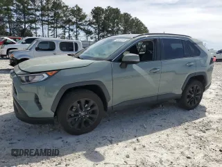 2020 Toyota RAV4 XLE Premium with VIN 2T3C1RFV0LW058580, listed as a Copart auction lot 49551815 with 127,615 mi miles and Salvage Title. Bid and sale history available at carsss.com. Image 1.
