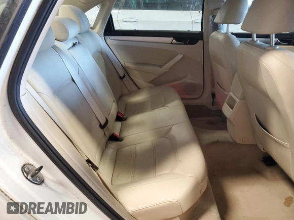 2012 Volkswagen Passat SE с VIN 1VWBP7A30CC079336, выставлен на аукционе Copart как лот 43858165 с пробегом 166 897 миль миль и Чистый • Clean title. История ставок и продаж доступна на DreamBid. Изображение 10.