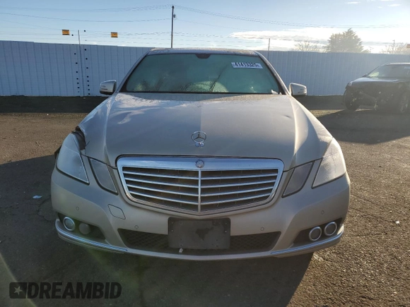 2010 Mercedes-Benz E 350 Luxury с VIN WDDHF8HB8AA095091, выставлен на аукционе Copart как лот 41413325 с пробегом 143 814 миль миль и Списание • Salvage title. История ставок и продаж доступна на DreamBid. Изображение 5.