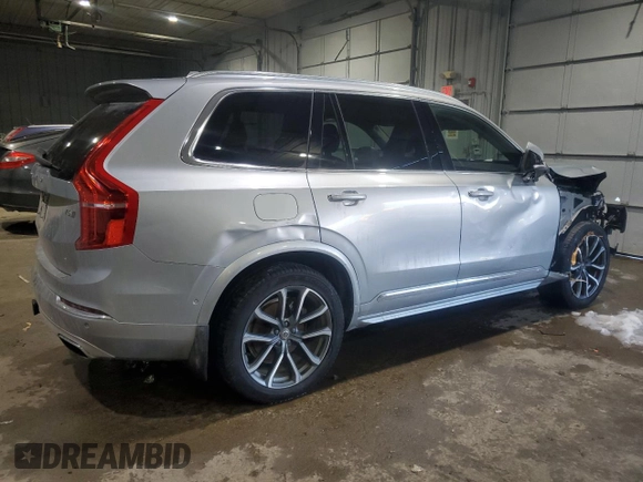 2017 Volvo XC90 Inscription with VIN YV4A22PL0H1140644, listed as a Copart auction lot 45398725 with 83,688 mi miles and Salvage title. Bid and sale history available at DreamBid. Image 3.