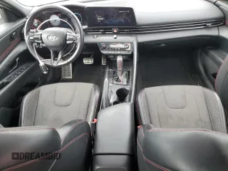 2023 Hyundai Elantra N Line z VIN KMHLR4AF2PU400167, wystawiony jako Copart lot #52502195 z przebiegiem 35 397 mil mil oraz Szkoda całkowita • Salvage title. Historia ofert i sprzedaży dostępna na DreamBid. Obrazek 8.