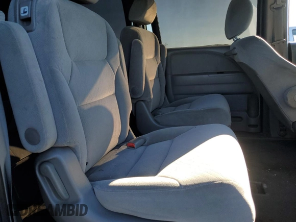2010 Honda Odyssey LX with VIN 5FNRL3H29AB089110, listed as a Copart auction lot 84999084 with 200,279 mi miles and Non Repairable. Bid and sale history available at carsss.com. Image 11.