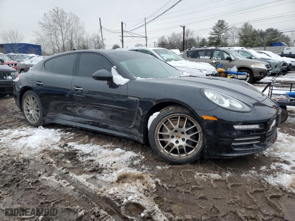 2014 Porsche Panamera with VIN WP0AA2A70EL005374, listed as a Copart auction lot 44396795 with 78,414 mi miles and Salvage Title. Bid and sale history available at carsss.com. Image 4.