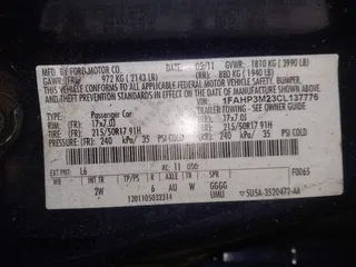 2012 Ford Focus SEL with VIN 1FAHP3M23CL137776, listed as a IAAI auction lot 41921697 with 189,217 mi miles. Bid and sale history available at carsss.com. Image 9.