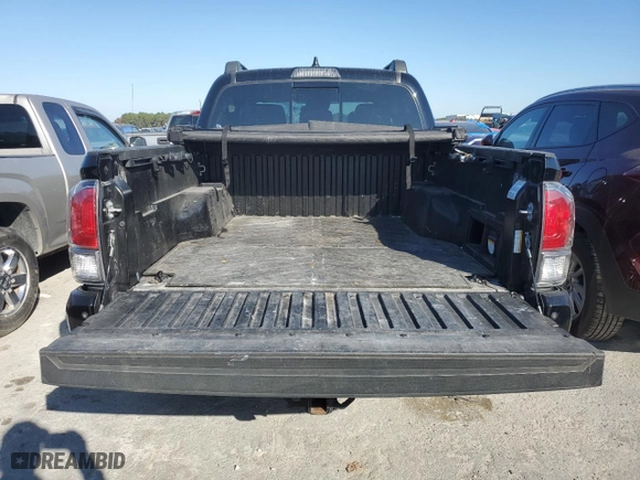 2021 Toyota Tacoma 2WD SR5 with VIN 5TFAZ5CN8MX107535, listed as a Copart auction lot 85704834 with 38,413 mi miles and Salvage Title. Bid and sale history available at carsss.com. Image 6.