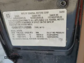 2000 GMC Yukon SLT with VIN 1GKEK13T7YJ160589, listed as a Copart auction lot 46354275 with 292,599 mi miles and Salvage Title. Bid and sale history available at carsss.com. Image 13.