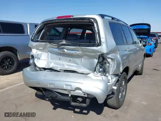 2004 Toyota Highlander with VIN JTEEP21A140009053, listed as a IAAI auction lot 41743965 with 204,882 mi miles. Bid and sale history available at carsss.com. Image 6.