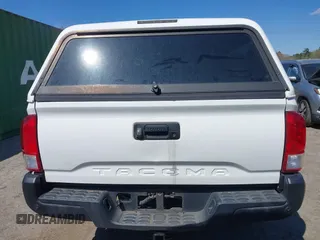 2017 Toyota Tacoma SR z VIN 5TFRX5GN9HX093461, wystawiony jako IAAI lot #41892559 z przebiegiem 159 986 mil mil oraz . Historia ofert i sprzedaży dostępna na DreamBid. Obrazek 17.