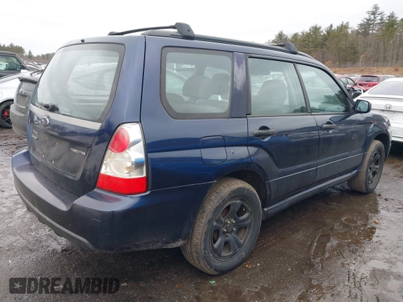 2006 Subaru Forester 2.5 X with VIN JF1SG63676H738028, listed as a IAAI auction lot 41732362 with 245,720 mi miles. Bid and sale history available at carsss.com. Image 4.