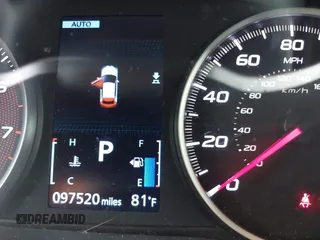 2018 Mitsubishi Eclipse Cross ES z VIN JA4AT3AA7JZ048929, wystawiony jako IAAI lot #42624454 z przebiegiem 97 520 mil mil oraz . Historia ofert i sprzedaży dostępna na DreamBid. Obrazek 16.