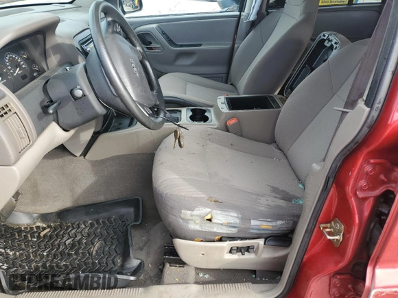 2004 Jeep Grand Cherokee Laredo z VIN 1J4GX48S24C348436, wystawiony jako Copart lot #61930385 z przebiegiem 97 536 mil mil oraz Szkoda całkowita • Salvage title. Historia ofert i sprzedaży dostępna na DreamBid. Obrazek 7.