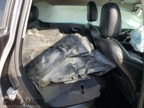 2018 Jeep Compass Altitude with VIN 3C4NJDBB8JT433658, listed as a Copart auction lot 48886815 with Not Provided miles and Salvage Title. Bid and sale history available at carsss.com. Image 11.