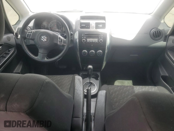 2009 Suzuki SX4 Touring AWD z VIN JS2YB417396203092, wystawiony jako Copart lot #53965685 z przebiegiem 153 701 mil mil oraz Szkoda całkowita • Salvage title. Historia ofert i sprzedaży dostępna na DreamBid. Obrazek 8.