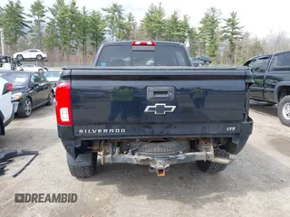 2018 Chevrolet Silverado 1500 LTZ with VIN 3GCUKSEC6JG111742, listed as a IAAI auction lot 42040811 with 148,283 mi miles. Bid and sale history available at carsss.com. Image 17.