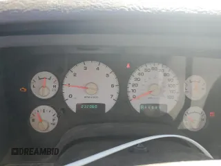2002 Dodge 1500 z VIN 1D7HA16N52J251950, wystawiony jako Copart lot #44083565 z przebiegiem 232 060 mil mil oraz Czysty tytuł • Clean title. Historia ofert i sprzedaży dostępna na DreamBid. Obrazek 9.