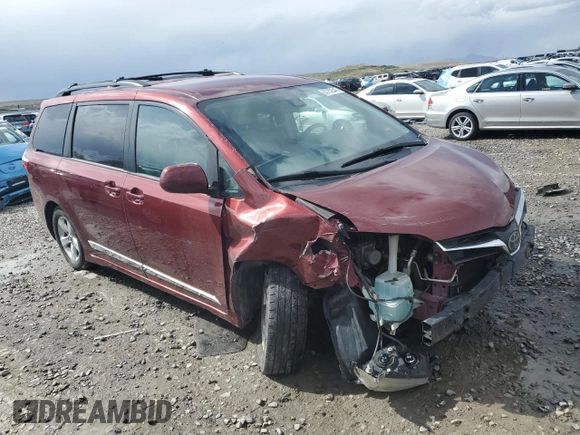 2018 Toyota Sienna LE Auto Access Seat with VIN 5TDKZ3DC1JS908055, listed as a Copart auction lot 53752545 with Not Provided miles and Salvage Title. Bid and sale history available at DreamBid. Image 4.