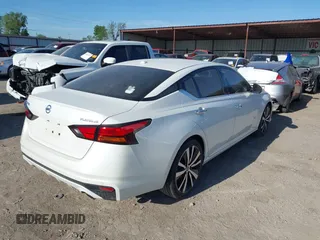 2020 Nissan Altima Platinum with VIN 1N4BL4FV3LC127019, listed as a IAAI auction lot 41982226 with 96,606 mi miles and . Bid and sale history available at carsss.com. Image 20.