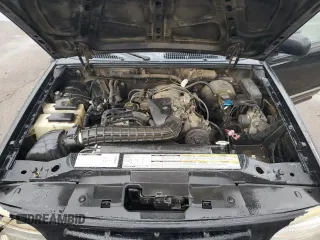 2000 Ford Explorer XLS z VIN 1FMZU62XXYZB33375, wystawiony jako Copart lot #69896614 z przebiegiem 281 805 mil mil oraz Szkoda całkowita • Salvage title. Historia ofert i sprzedaży dostępna na DreamBid. Obrazek 13.
