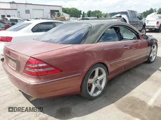 2000 Mercedes-Benz CL 500/600 z VIN WDBPJ75J5YA003339, wystawiony jako IAAI lot #42333871 z przebiegiem 243 940 mil mil oraz . Historia ofert i sprzedaży dostępna na DreamBid. Obrazek 4.