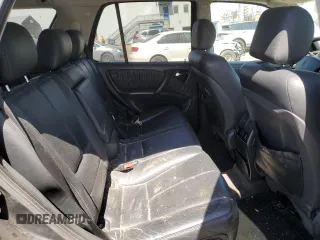 2005 Mercedes-Benz M 350 with VIN 4JGAB57E05A525053, listed as a Copart auction lot 56930405 with 189,146 mi miles and Salvage title. Bid and sale history available at DreamBid. Image 10.
