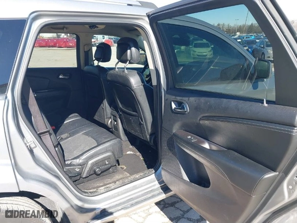 2019 Dodge Journey Crossroad with VIN 3C4PDCGG9KT857947, listed as a IAAI auction lot 41745063 with 160,261 mi miles. Bid and sale history available at carsss.com. Image 8.