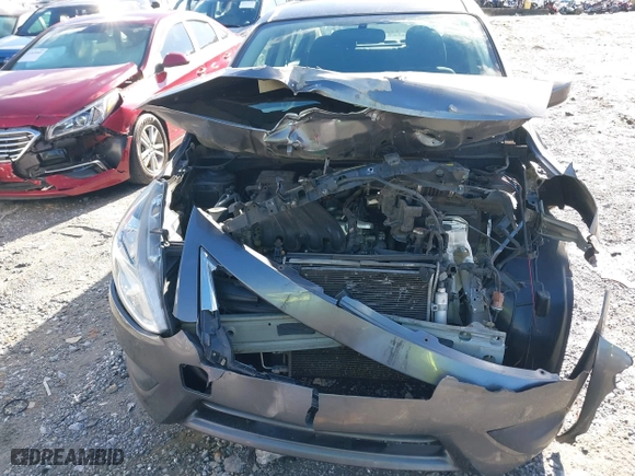 2019 Nissan Versa Sedan SV with VIN 3N1CN7AP9KL831055, listed as a IAAI auction lot 41068624 with 90,946 mi miles. Bid and sale history available at carsss.com. Image 12.