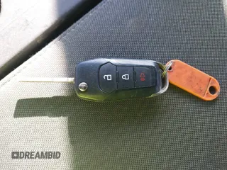 2021 Ford F-150 XL с VIN 1FTEX1C51MFC37002, выставлен на аукционе IAAI как лот 41263754 с пробегом Не указан миль и . История ставок и продаж доступна на DreamBid. Изображение 11.