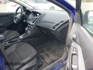 2012 Ford Focus SE with VIN 1FAHP3F21CL342199, listed as a IAAI auction lot 42119170 with 185,307 mi miles and . Bid and sale history available at carsss.com. Image 5.