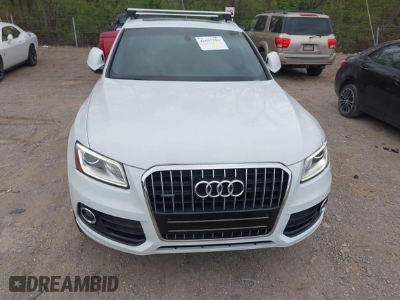 2015 Audi Q5 Premium Plus with VIN WA1LFAFP2FA116626, listed as a IAAI auction lot 42037581 with 113,038 mi miles. Bid and sale history available at carsss.com. Image 12.