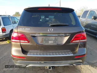 2017 Mercedes-Benz GLE 350 z VIN 4JGDA5JB4HA927130, wystawiony jako IAAI lot #41725595 z przebiegiem 94 968 mil mil oraz . Historia ofert i sprzedaży dostępna na DreamBid. Obrazek 17.