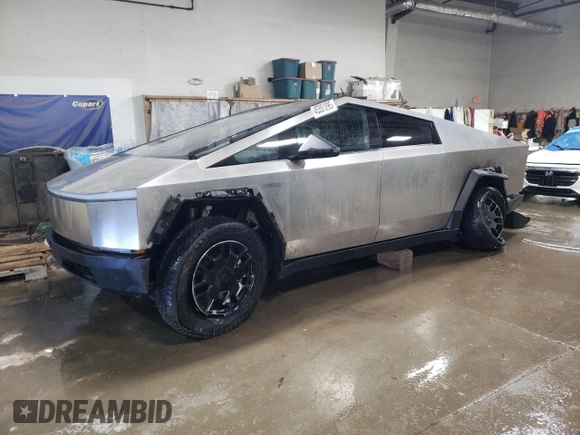 2024 Tesla Cybertruck с VIN 7G2CEHED2RA025693, выставлен на аукционе Copart как лот 45351295 с пробегом 11 786 миль миль и Списание • Salvage title. История ставок и продаж доступна на DreamBid. Изображение 1.