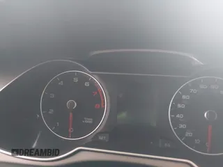 2014 Audi A4 Premium Plus z VIN WAUFFAFL5EN031364, wystawiony jako IAAI lot #42538371 z przebiegiem Nie podano mil oraz . Historia ofert i sprzedaży dostępna na DreamBid. Obrazek 7.