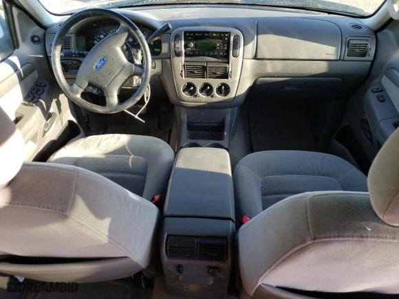 2004 Ford Explorer XLT with VIN 1FMDU73KX4ZB03211, listed as a Copart auction lot 49105455 with 134,551 mi miles and Salvage Title. Bid and sale history available at carsss.com. Image 8.