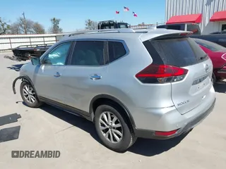 2019 Nissan Rogue SV with VIN KNMAT2MT3KP525172, listed as a IAAI auction lot 41765109 with 110,411 mi miles. Bid and sale history available at carsss.com. Image 3.
