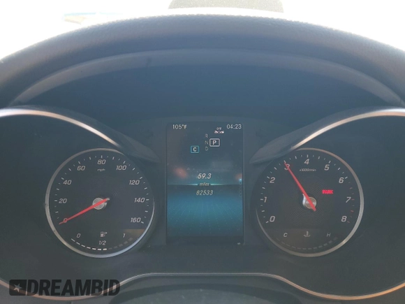 2019 Mercedes-Benz C 300 z VIN 55SWF8DB6KU300132, wystawiony jako Copart lot #62847335 z przebiegiem 82 533 mil mil oraz Szkoda całkowita • Salvage title. Historia ofert i sprzedaży dostępna na DreamBid. Obrazek 9.