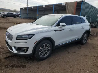 2020 Lincoln Nautilus Reserve z VIN 2LMPJ8KP2LBL23893, wystawiony jako Copart lot #51179035 z przebiegiem 40 109 mil mil oraz Szkoda całkowita • Salvage title. Historia ofert i sprzedaży dostępna na DreamBid. Obrazek 1.