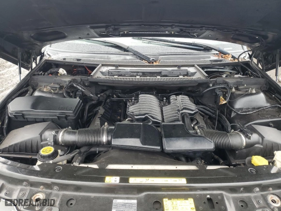 2011 Land Rover Range Rover HSE with VIN SALME1D4XBA355706, listed as a Copart auction lot 52011145 with 169,095 mi miles and Clean Title. Bid and sale history available at carsss.com. Image 12.