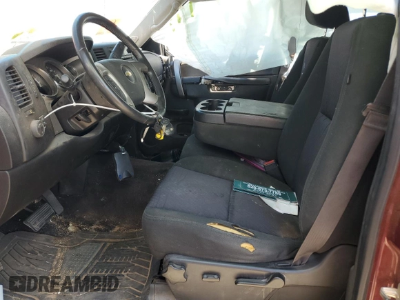 2013 Chevrolet Silverado 1500 LT with VIN 3GCPCSE07DG130112, listed as a Copart auction lot 52251385 with 237,045 mi miles and Salvage Title. Bid and sale history available at DreamBid. Image 7.