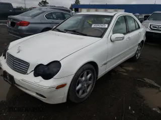 2003 Mercedes-Benz C 240 z VIN WDBRF81J83F372360, wystawiony jako Copart lot #50892603 z przebiegiem 75 530 mil mil oraz Czysty tytuł • Clean title. Historia ofert i sprzedaży dostępna na DreamBid. Obrazek 1.