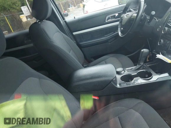 2017 Ford Explorer XLT with VIN 1FM5K8D80HGC98322, listed as a IAAI auction lot 42259383 with 130,764 mi miles and . Bid and sale history available at DreamBid. Image 5.