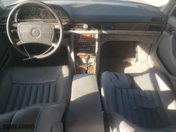 1988 Mercedes-Benz 420 Series 420SEL with VIN WDBCA35D5JA388327, listed as a Copart auction lot 74394414 with NaN miles and Salvage Title. Bid and sale history available at carsss.com. Image 8.
